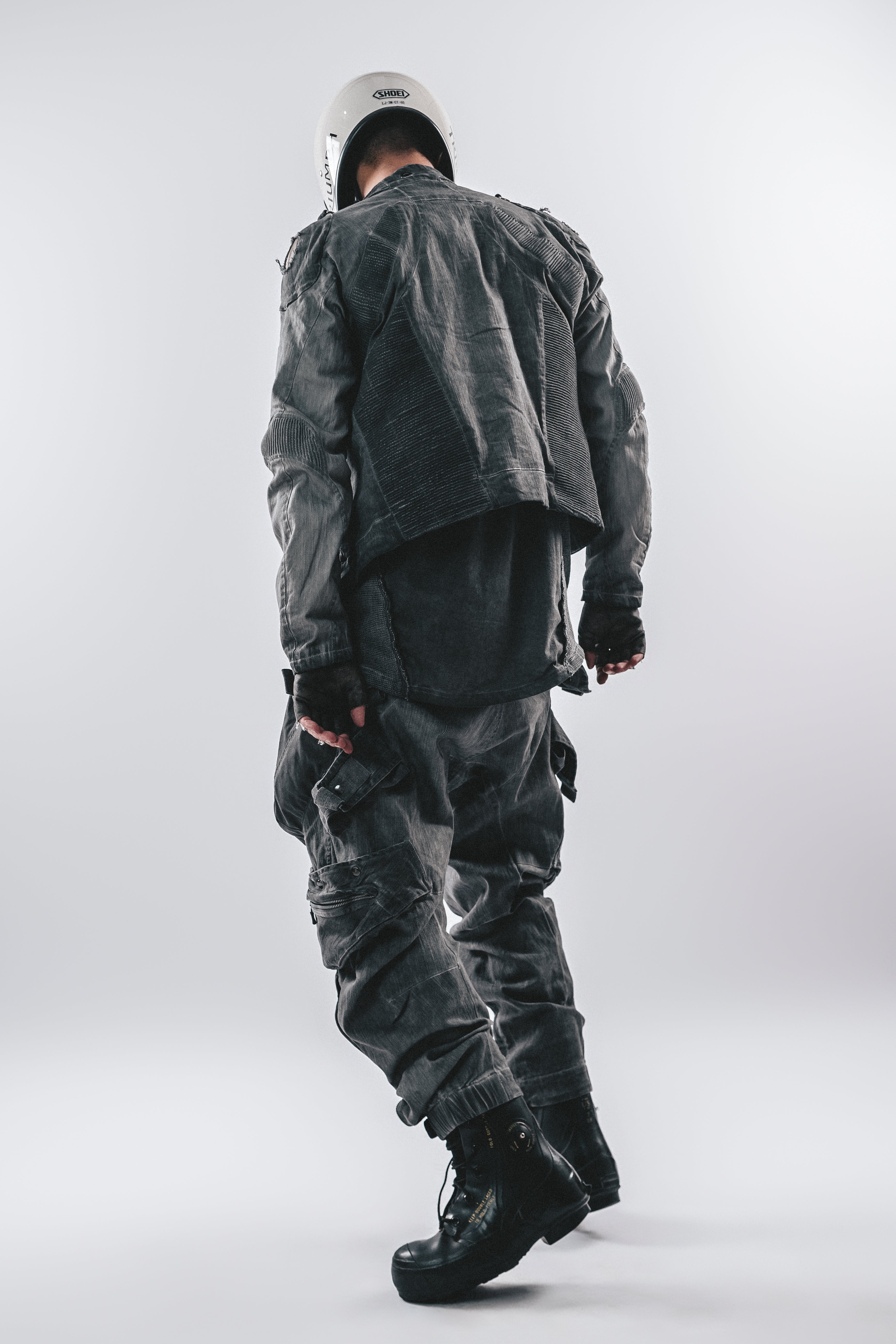 DARKCORE STRAP CARGO PANTS