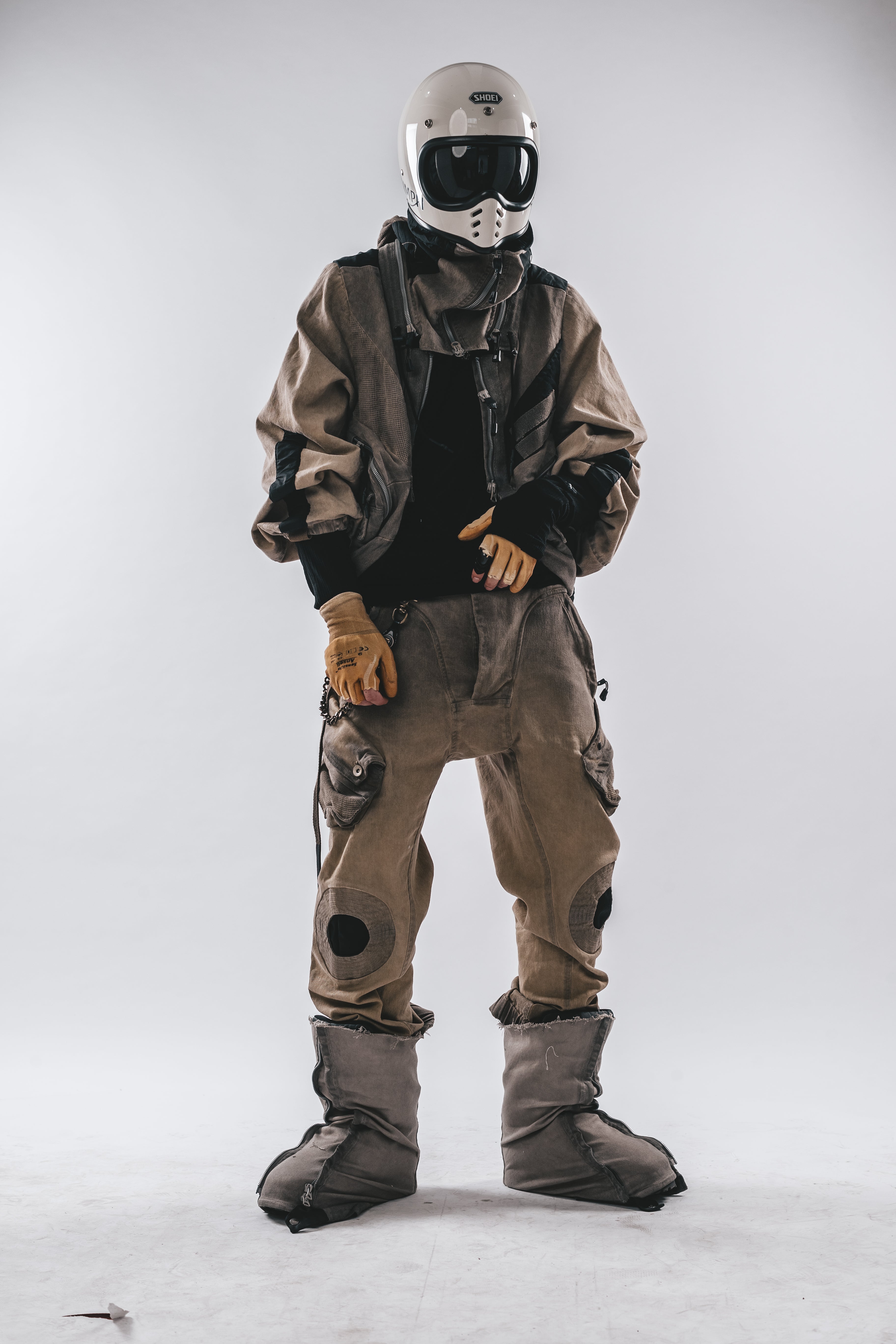 Layered Short Jacket with Detachable Net Hood