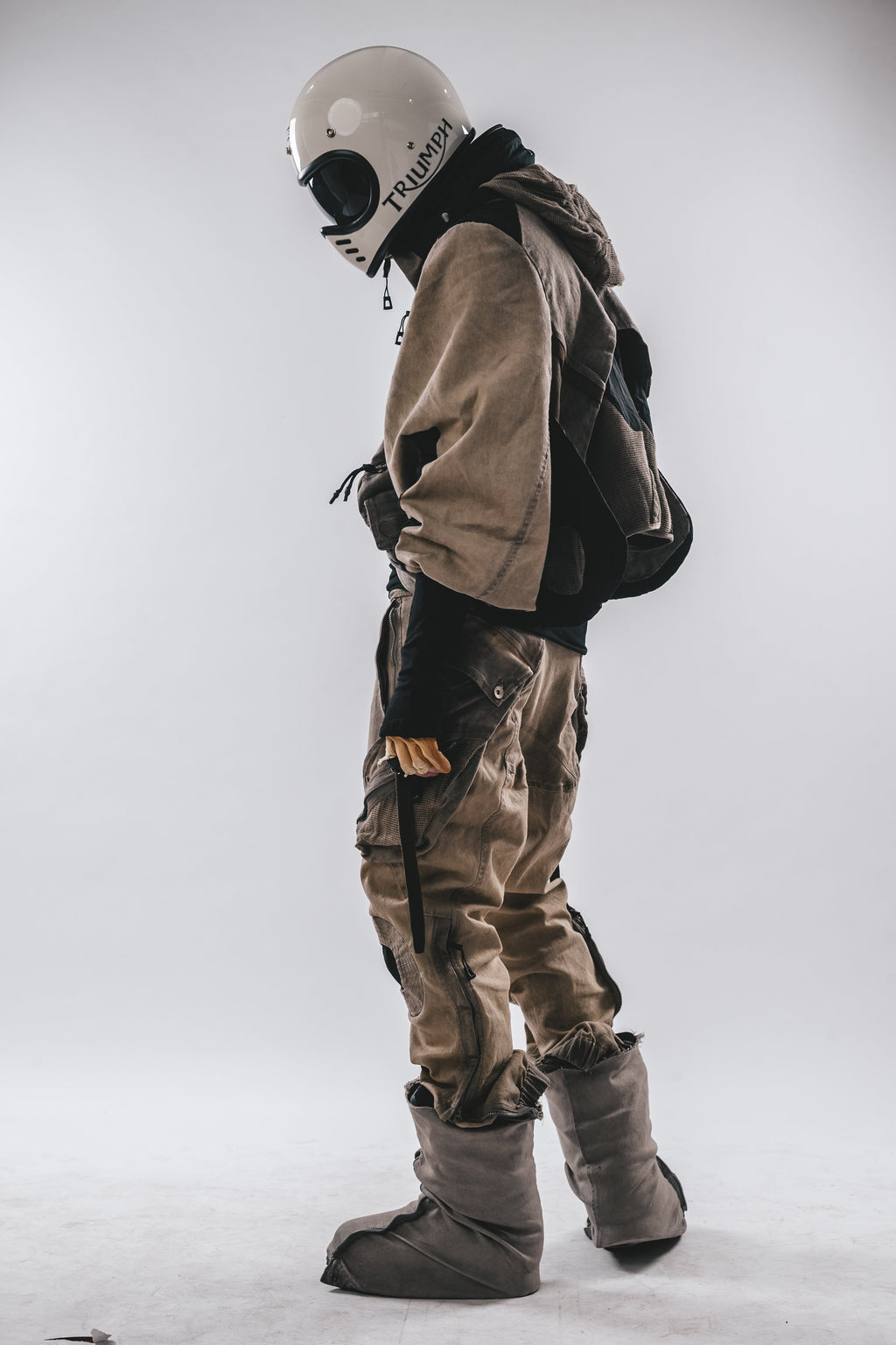 Layered Short Jacket with Detachable Net Hood