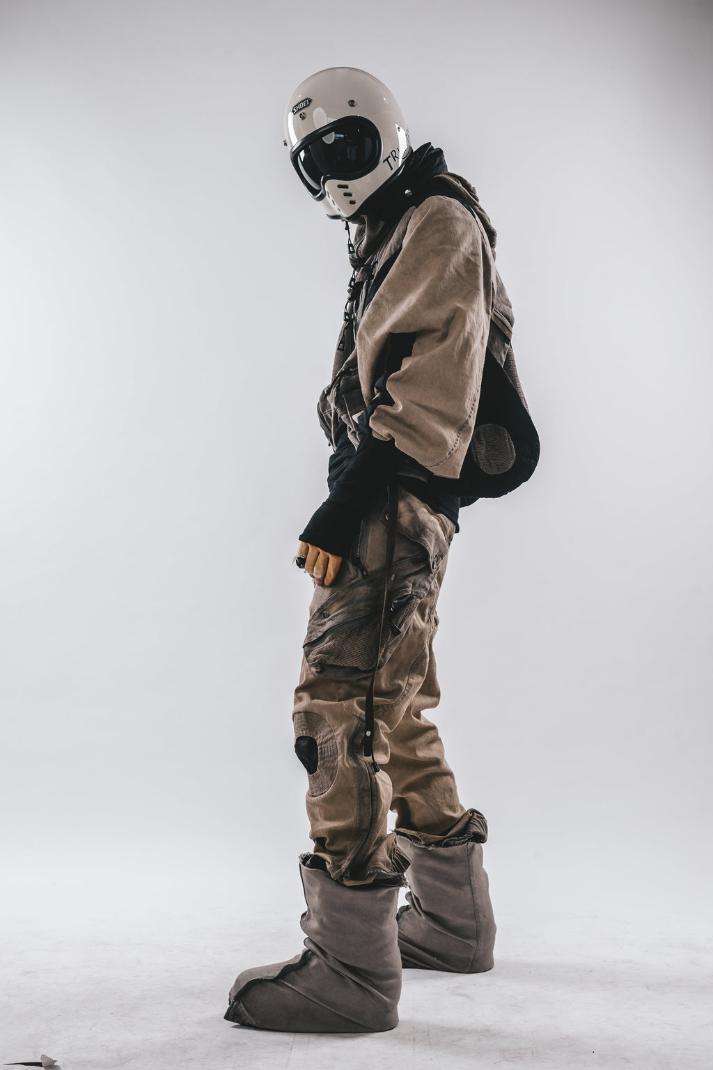 Layered Short Jacket with Detachable Net Hood