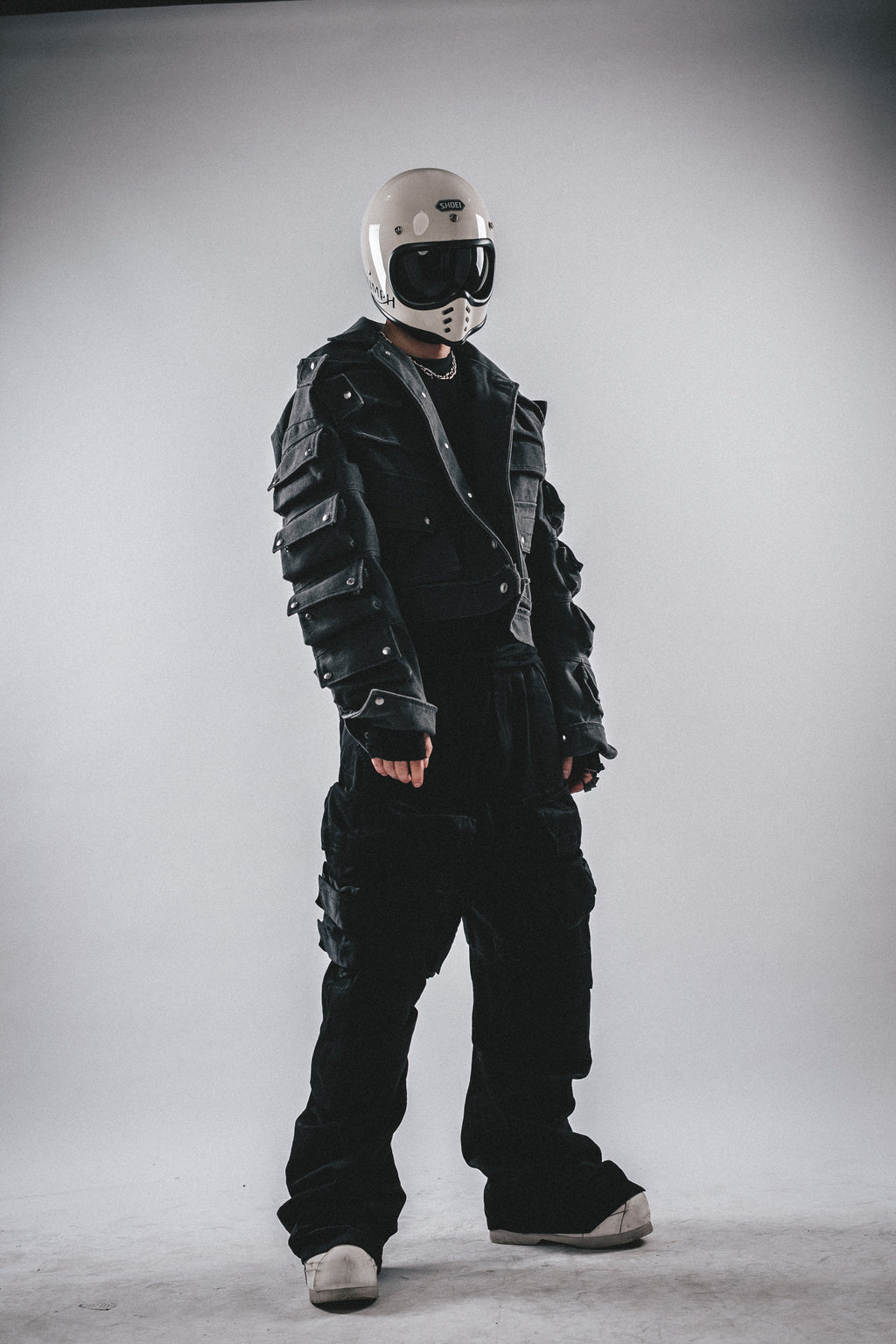 Heavy-Duty Boxy Canvas Jacket with 3D Pockets