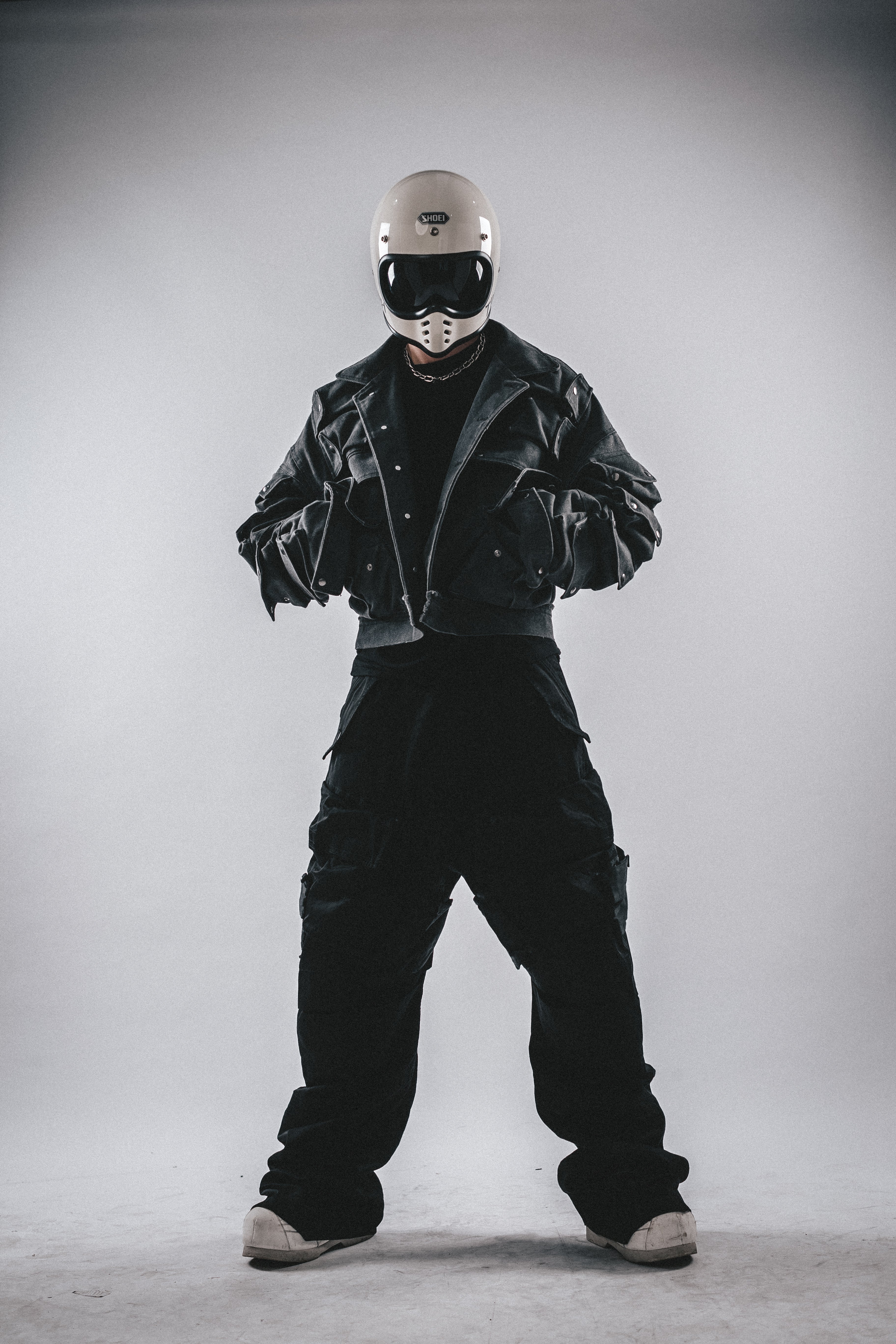 Heavy-Duty Boxy Canvas Jacket with 3D Pockets