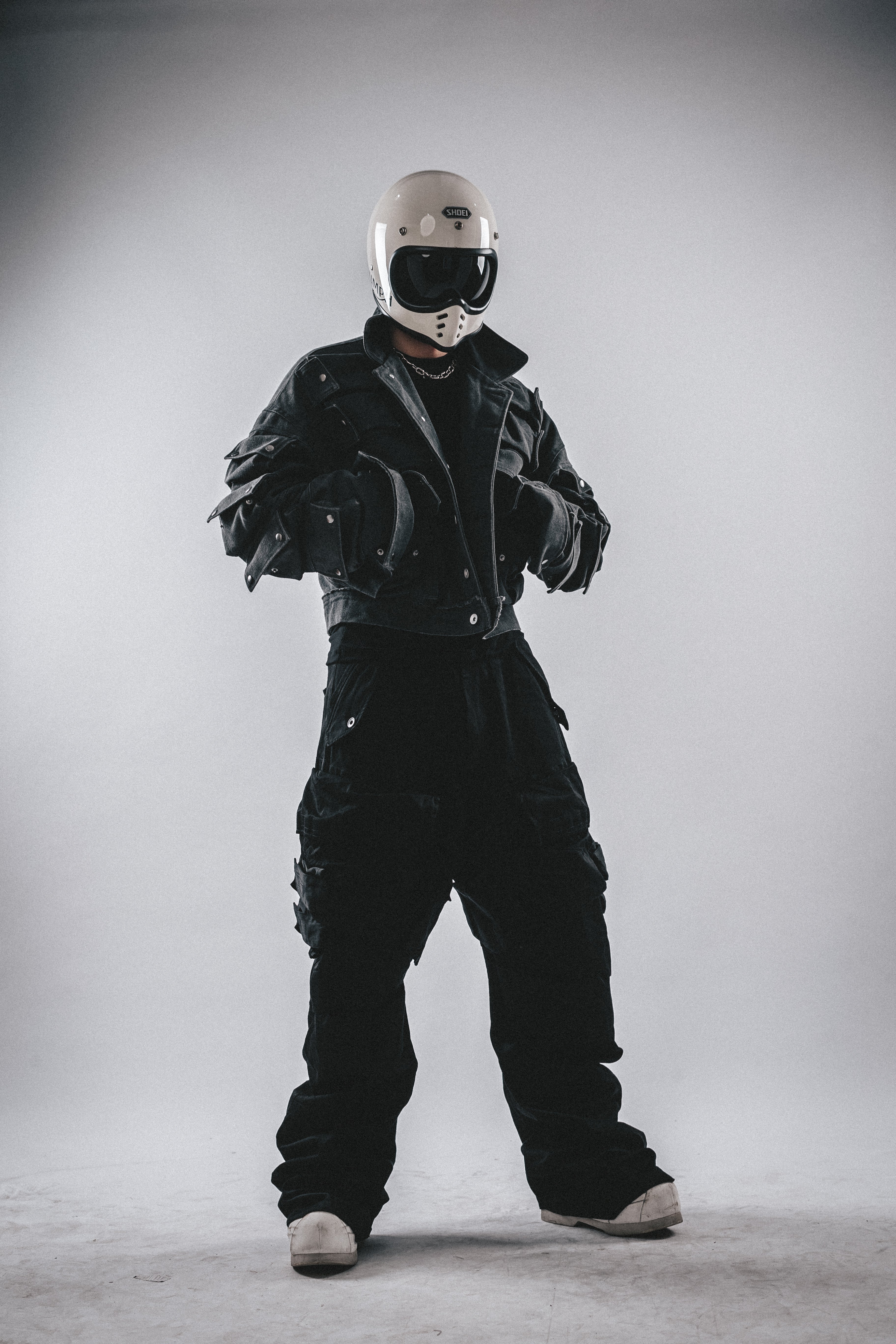 Heavy-Duty Boxy Canvas Jacket with 3D Pockets